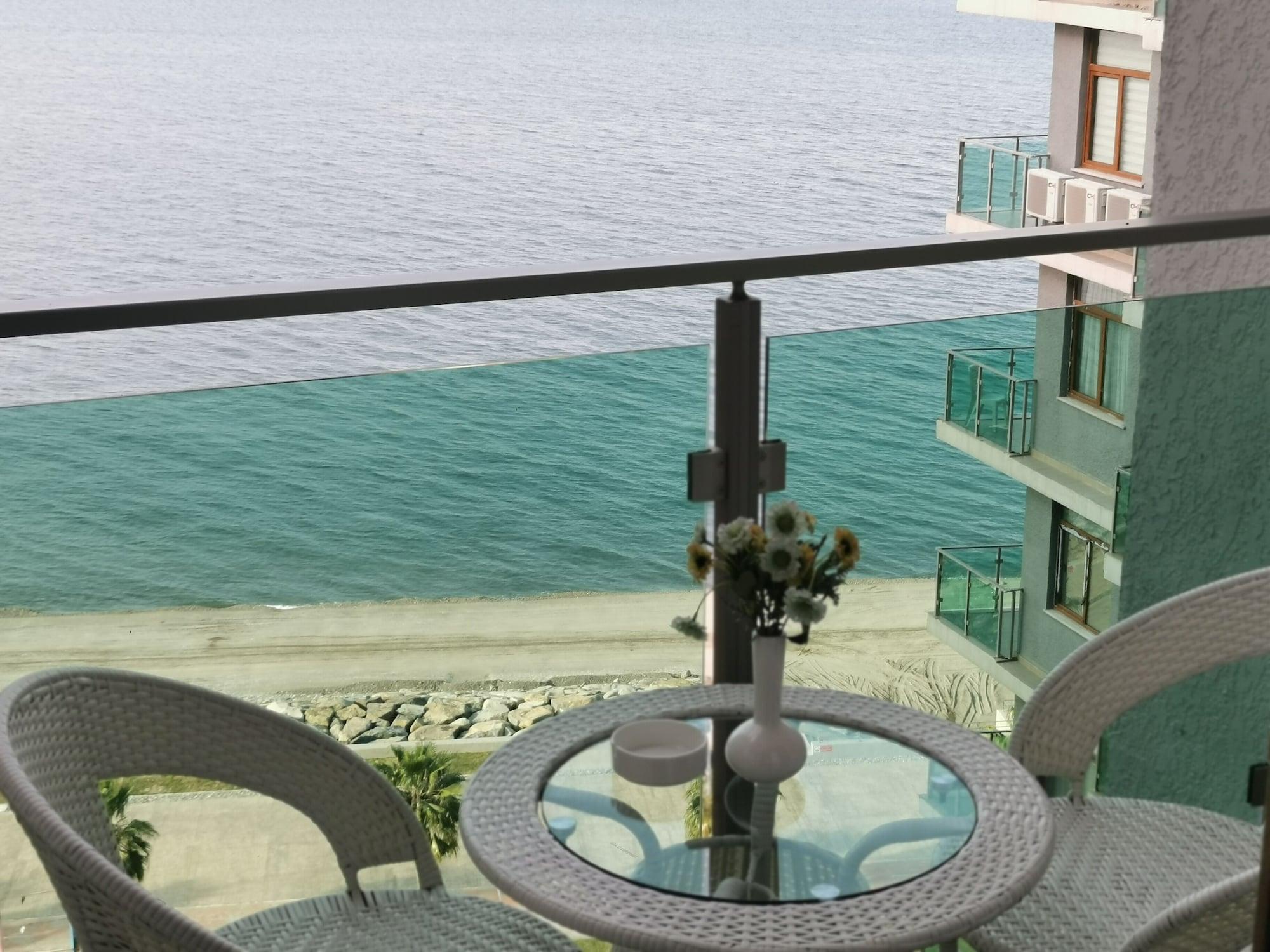 Aqua Batumi Hotel & Apartments מראה חיצוני תמונה