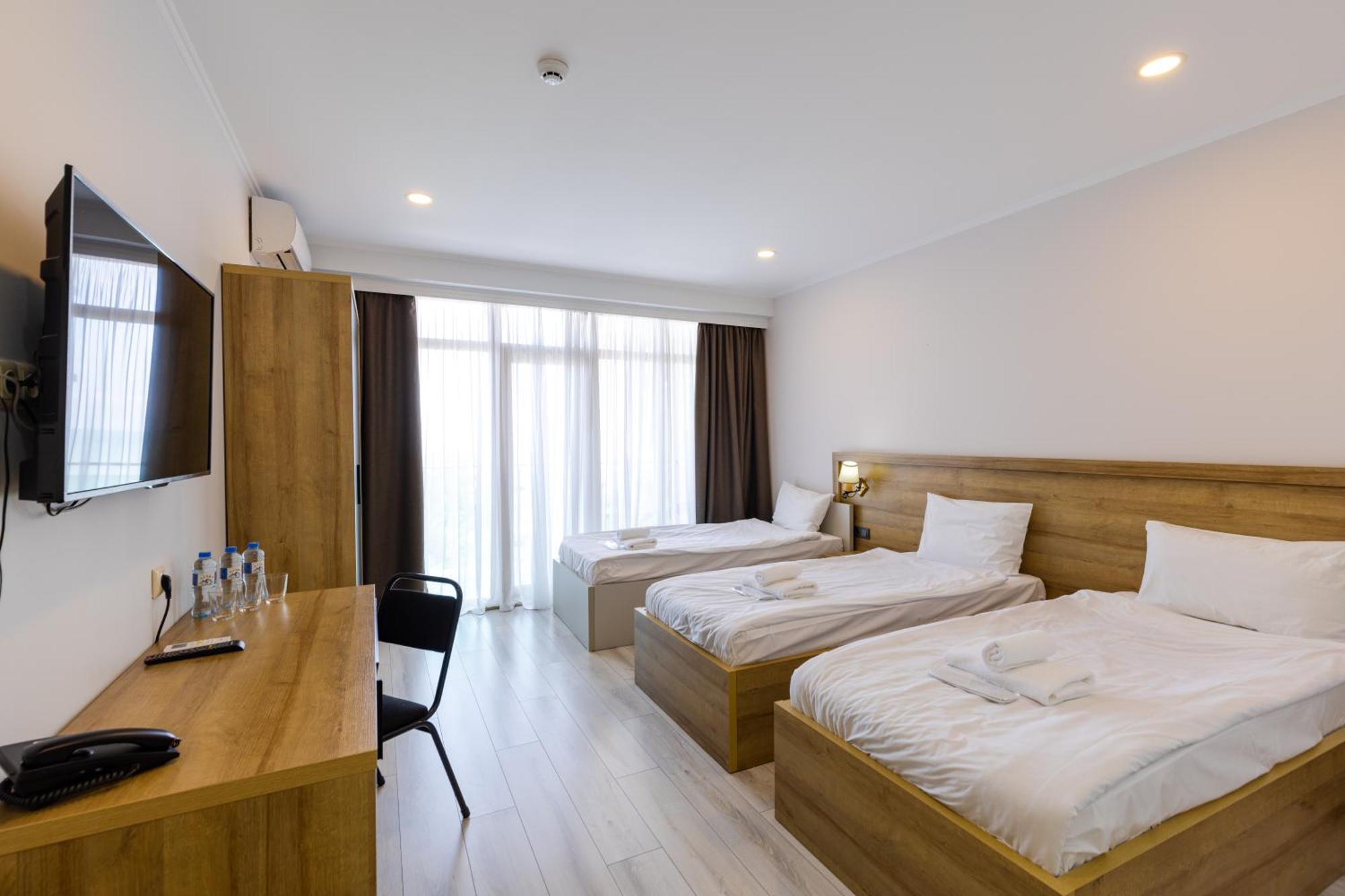 Aqua Batumi Hotel & Apartments מראה חיצוני תמונה