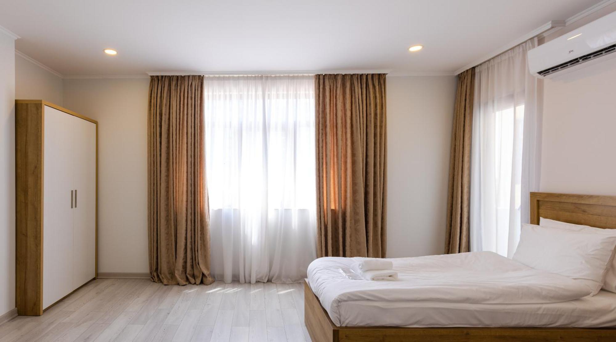Aqua Batumi Hotel & Apartments מראה חיצוני תמונה