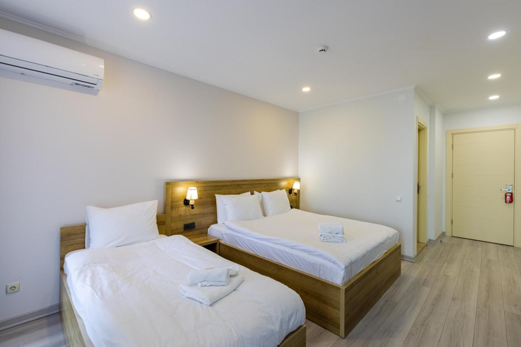 Aqua Batumi Hotel & Apartments מראה חיצוני תמונה